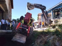 Sindirgi'da Traktör Kazasi Can Aldi