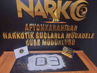 Tofas'in Stepne Lastiginin Altinda 502,09 Gram Metamfetamin Bulundu