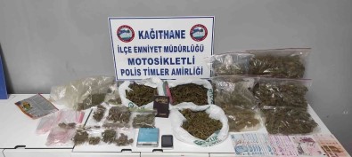 Istanbul'da Cips Paketinde Uyusturucu Satisina Operasyon Açiklamasi 3.5 Kilo Marihuana Ele Geçirildi