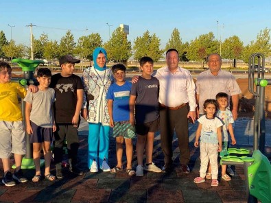 Hizmete Girmeden Çocuklarin Ugrak Alani Oldu