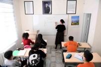 Mersin'deki Kurs Merkezlerinde Ögrenim Destegi Alan Ögrencilerden Büyük Basari