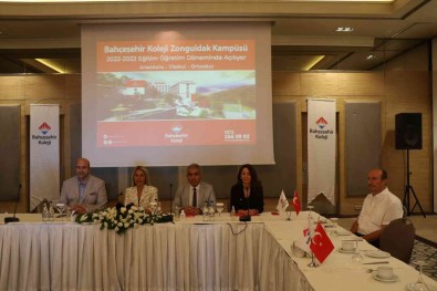 Bahçesehir Koleji Lansman Toplantisi Gerçeklesti