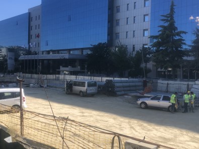 Bitmeyen Metro Esnafi Isyan Ettirdi