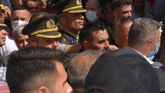 Şehit Astsubay Şimşek'in cenazesi baba ocağında...