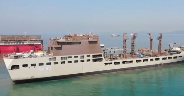 Donanmanın 2'nci büyük gemisi için geri sayım: 'Derya'nın 2023'te envantere girmesi için çalışıyoruz'