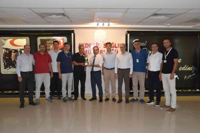 Aydin Il Saglik Müdürü Açikgöz 3'Üncü Olan Takimi Tebrik Etti