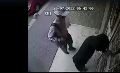 Eskisehir'de 50 Bin Lira Degerindeki Iki Motosiklet Apartmanin Garajindan Çalindi