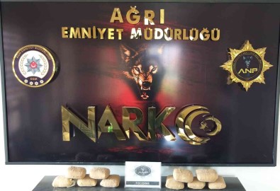 Agri'da 8 Kilo 750 Gram Toz Esrar Ele Geçirildi