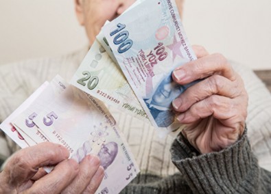 Devletten 750 lira bayram harçlığı! Başvurular E-Devlet'ten...