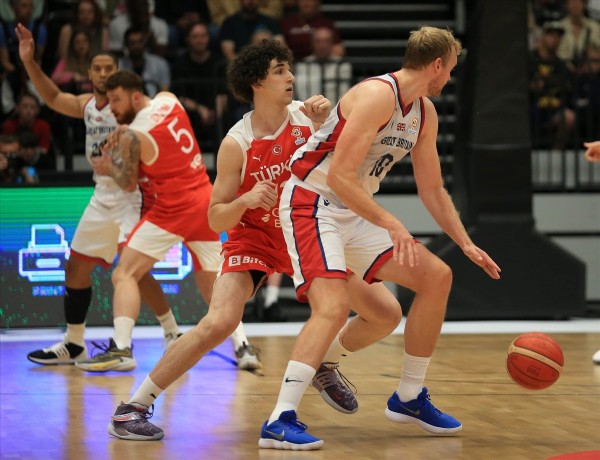 FIBA Dünya Kupası Avrupa Elemeleri'nde Türkiye, Büyük Britanya'yı evinde devirdi!