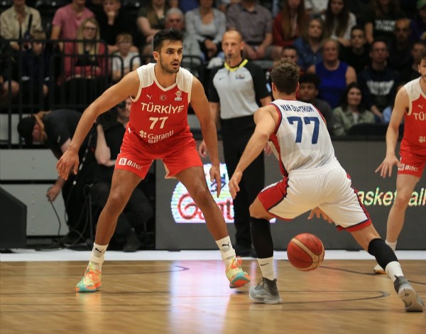 FIBA Dünya Kupası Avrupa Elemeleri'nde Türkiye, Büyük Britanya'yı evinde devirdi!
