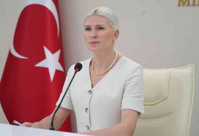 Bilecik Belediyesi'nde Çikarilan Isçiler Sonrasi Açiklama