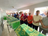 Bir Aile Kazada Yok Olmustu, Son Yolculuklarina Ugurlandilar