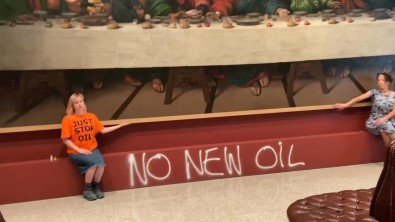 Iklim Aktivistleri 'Son Aksam Yemegi'Ni Hedef Aldi