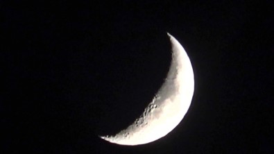 Yüksekova'da Hilal Güzelligi