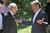 Geçen hafta FETÖ'cüleri ağırlayan Kılıçdaroğlu 'Balyoz' mağduru DenizKutluk'u ziyaret etti! Bu ne yaman çelişki böyle...