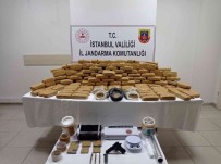 Jandarma 125 Kilo Uyusturucu Madde Ele Geçirildi
