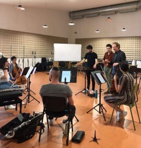 Menemen'in Dahi Gencinden Ispanya'dan Videolu Tesekkür