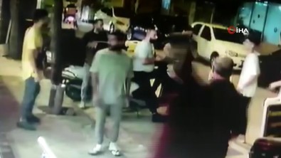 Avcilar'da Restorani Basan 5 Kisi Çalisani Darp Etti