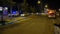 Diyarbakir'da Arife Gecesi Silahli Kavga Açiklamasi 3 Yarali