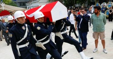 Eski Dışişleri Bakanı İlter Türkmen son yolculuğuna uğurlandı!
