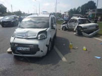 Samsun'da Trafik Kazasi Açiklamasi 2 Yarali