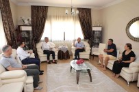Baskan Oktay, Eski Belediye Baskanini Unutmadi