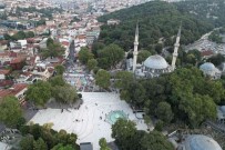 Eyüpsultan Camii'nde Bayram Namazi Havadan Görüntülendi