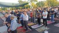 Malatya'da Kurban Bayrami Namazinda Camiler Doldu