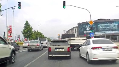 Kamyoneti Otomobil Gibi Kullanan Sürücü Yürekleri Agiza Getirdi