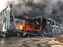 Kimyasal Patlamanin Yasandigi Fabrika, Daha Önce De Yanarak Yok Olmus