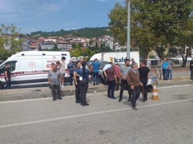 Devrek'te Trafik Kazasi Açiklamasi 4 Yarali