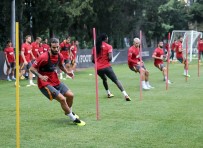 Galatasaray, Giresunspor Maçi Hazirliklarina Sürdürdü