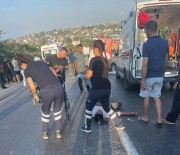Yalova'da 2 Motor Ve 2 Otomobil Birbirine Girdi Açiklamasi 5 Yarali