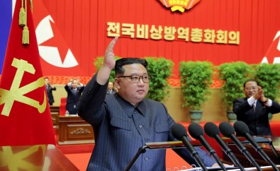Kuzey Kore Lideri Kim Jong-Un Covid-19 Salginina Karsi Zafer Ilan Etti