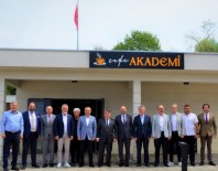 Rektör Özölçer, TSO Baskanlari Ile Bir Araya Geldi