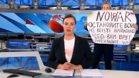 Rus Devlet Televizyonunda Savas Karsiti Pankart Açan Editör Ev Hapsine Çarptirildi