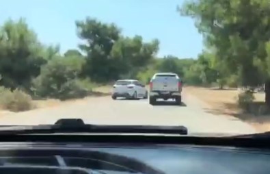 Araç Lastiginde Uyusturucu Sevkiyati Polisin Film Gibi Operasyonuyla Engellendi