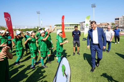 15 Binin Üzerinde Ögrenciye Nitelikli Egitim Verildi