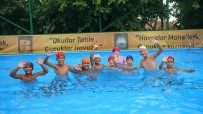 Balikesir'de 100 Binden Fazla Çocuk Yüzme Ögrendi