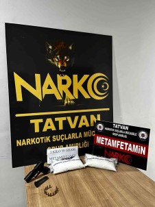 Bitlis'te Metamfetamin Ve Silah Ele Geçirildi