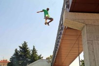 Bu Sefer Brandanin Üzerine Atlamadi