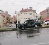 Tavsanli'da Trafik Kazasi Açiklamasi 1 Yarali