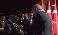 Cumhurbaskani Erdogan, Malezya Krali Sultan Abdullah Sah'a 'Devlet Nisani' Tevcih Etti