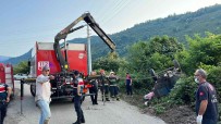 Findik Isçilerini Tasiyan Traktörün Römorku Devrildi Açiklamasi 1 Ölü, 12 Yarali
