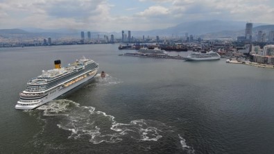 Izmir'de Kruvaziyer Bereketi