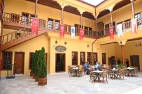 Tarihin Içinde Kahve Keyfi