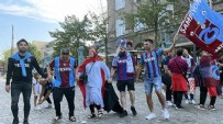 Trabzonspor taraftarları Kopenhag'da! 'Bize her yer Trabzon'
