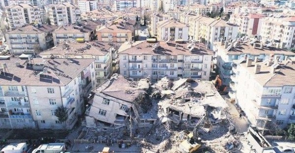 Afet bölgesinde 1 yılda evler teslim edildi: 17 Ağustos'ta deprem bölgesine gidemeyen eski Türkiye yok!