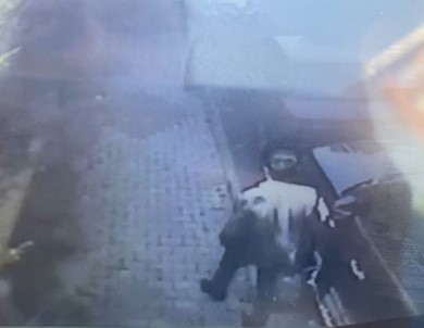 Atasehir'de Polis Ogul Dehseti Açiklamasi Babasina Kursun Yagdirdi